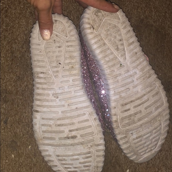 Shoes - Picture 2 of 2